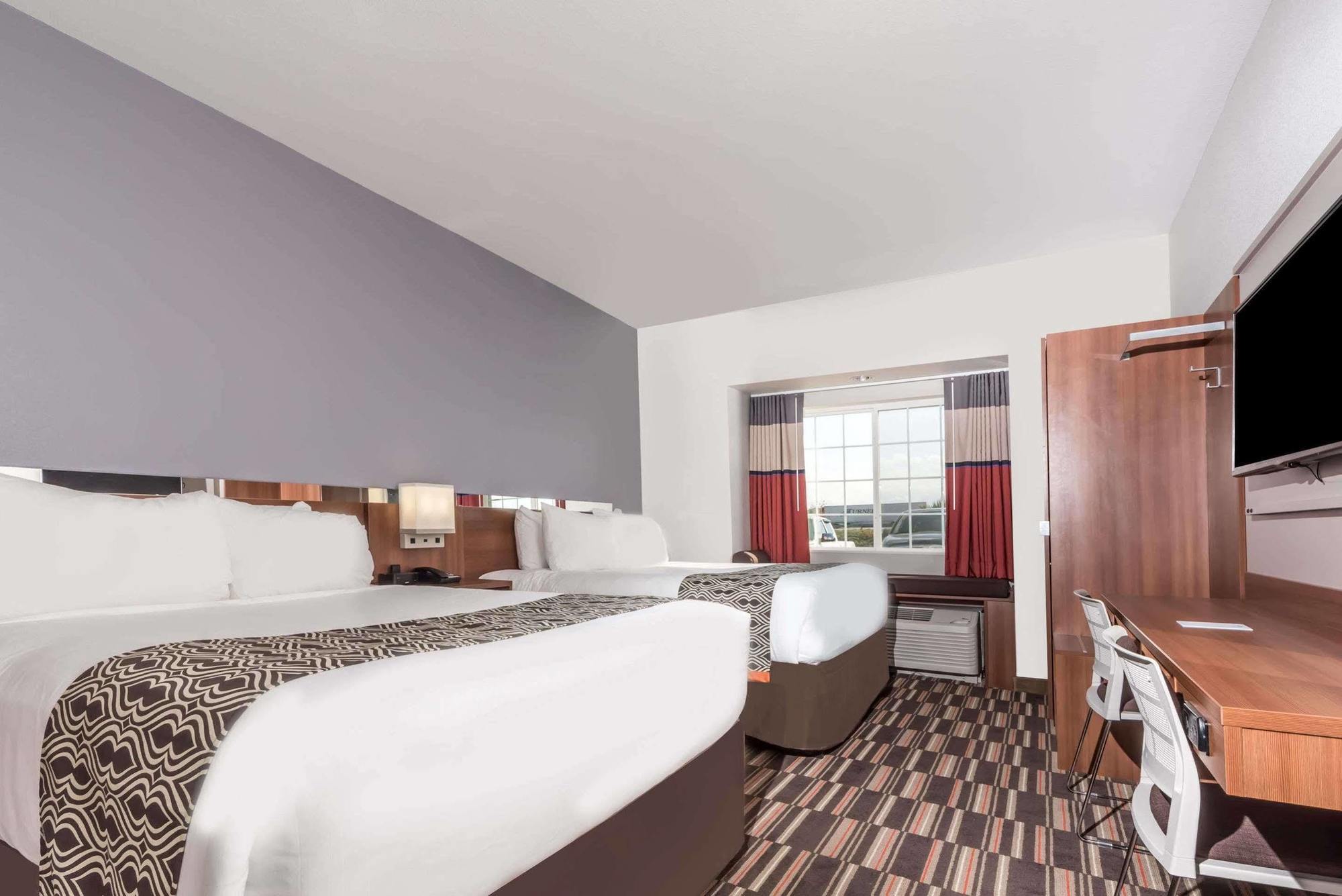 Microtel Inn & Suites By Wyndham Sweetwater Bagian luar foto